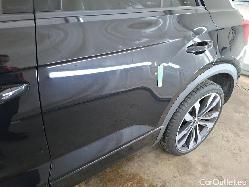  Volkswagen  T-ROC VOLKSWAGEN  / 2017 / 5P / SUV 1.5 TSI 150 EVO R-LINE DSG7 #73