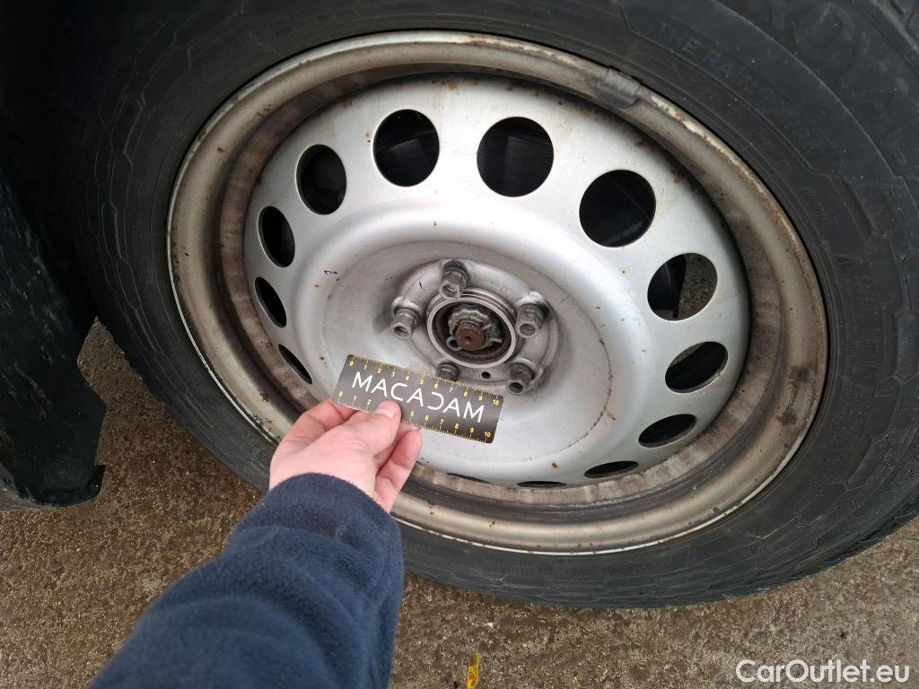  Peugeot  Expert  Fourgon Asphalt L2 2.0 HDi 120CV BVM6 E6dT #48