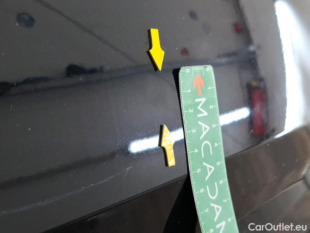  Volkswagen  T-ROC VOLKSWAGEN  / 2017 / 5P / SUV 1.5 TSI 150 EVO R-LINE DSG7 #70