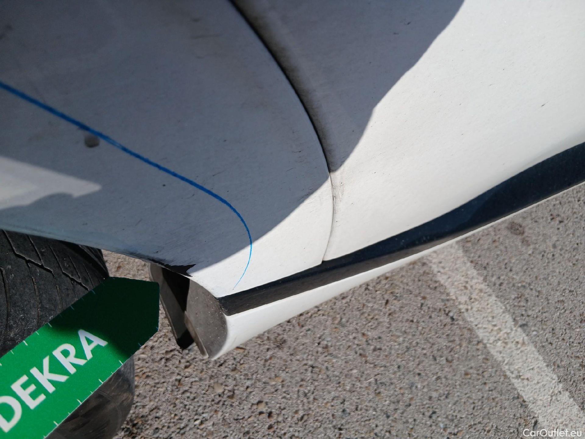  KIA  Ev6 KIA  / 2021 / 5P / todoterreno GT-Line 77,4kWh 168kW RWD Long Range #21