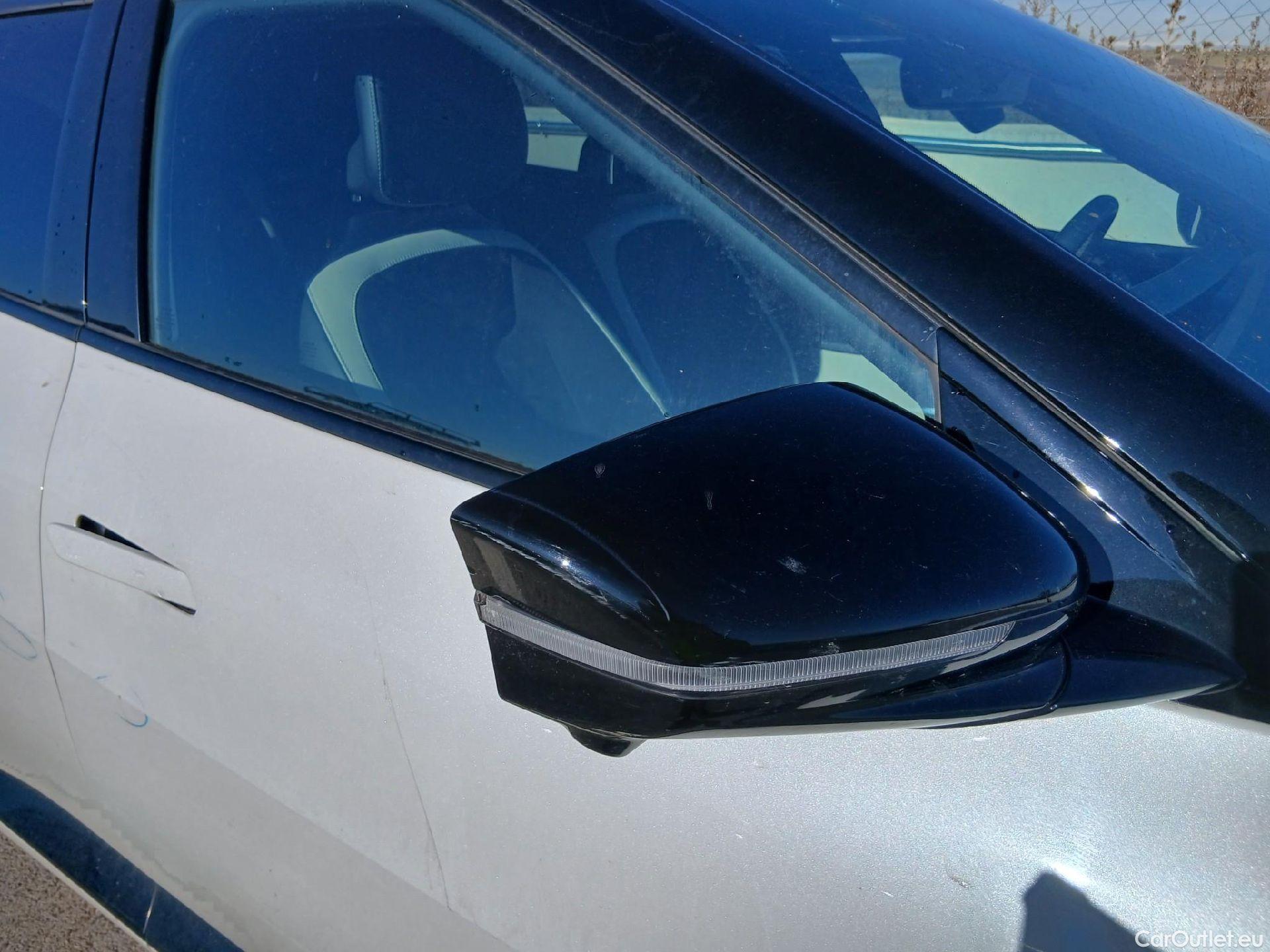  KIA  Ev6 KIA  / 2021 / 5P / todoterreno GT-Line 77,4kWh 168kW RWD Long Range #27