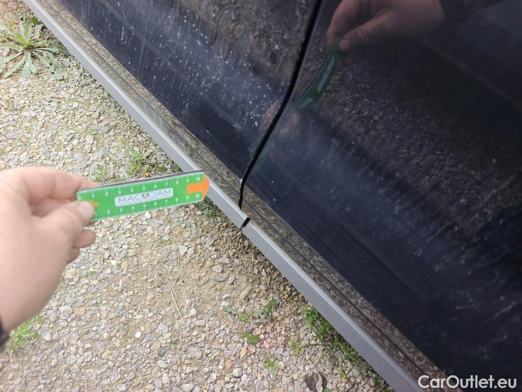  Land Rover  Discovery AUDI Q5 / 2020 / 5P / todoterreno Advanced 35 TDI 120kW S tronic (AC3) #37