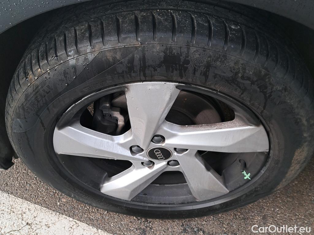  Audi  Q3 AUDI  / 2018 / 5P / todoterreno Advanced 35 TDI 110kW (150CV) S tronic (AC9) #5