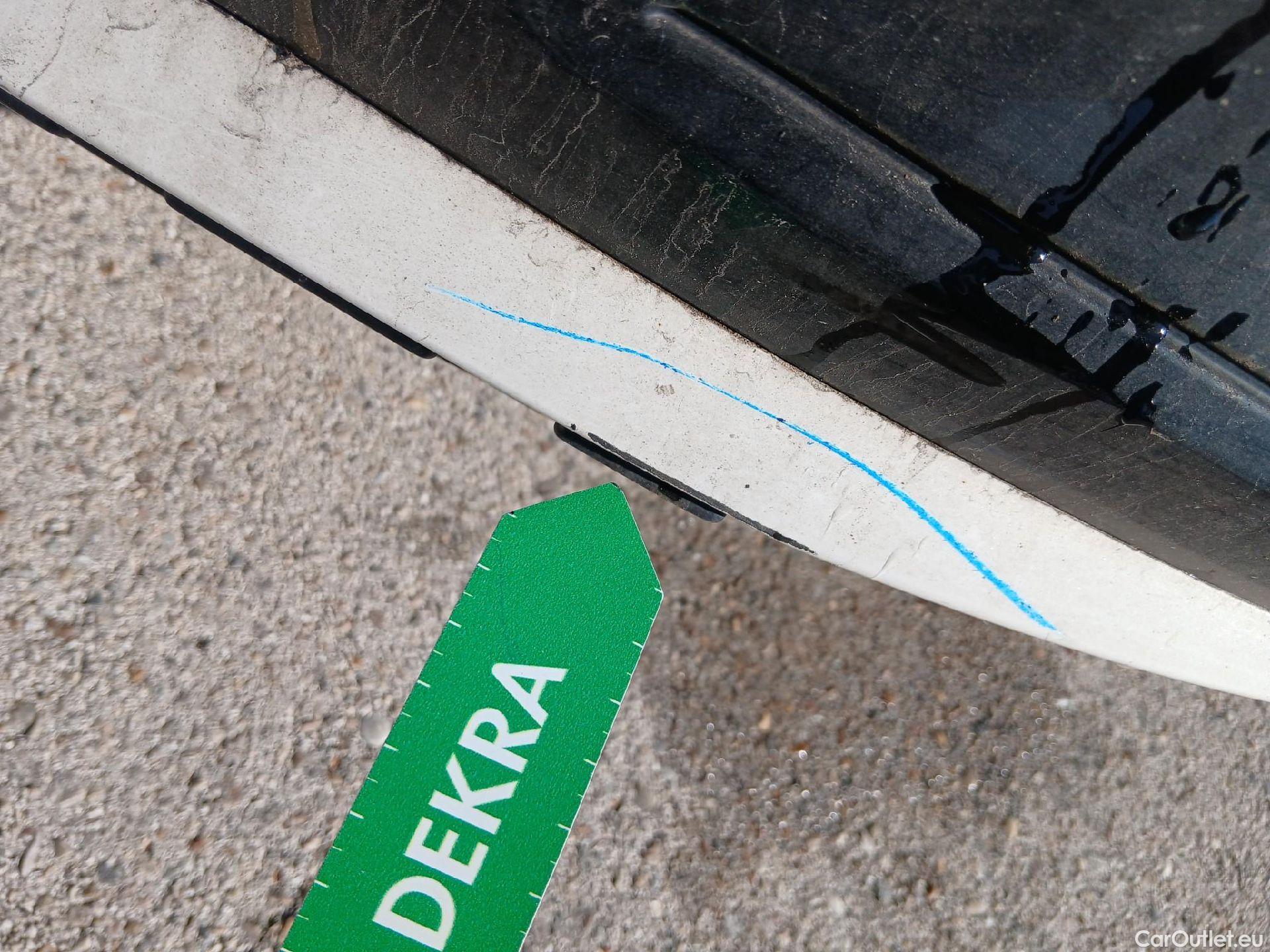  KIA  Ev6 KIA  / 2021 / 5P / todoterreno GT-Line 77,4kWh 168kW RWD Long Range #17