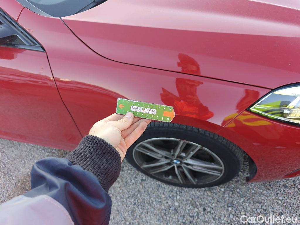  Bmw  Serie 1 BMW  / 2019 / 5P / berlina con portón 118i #39