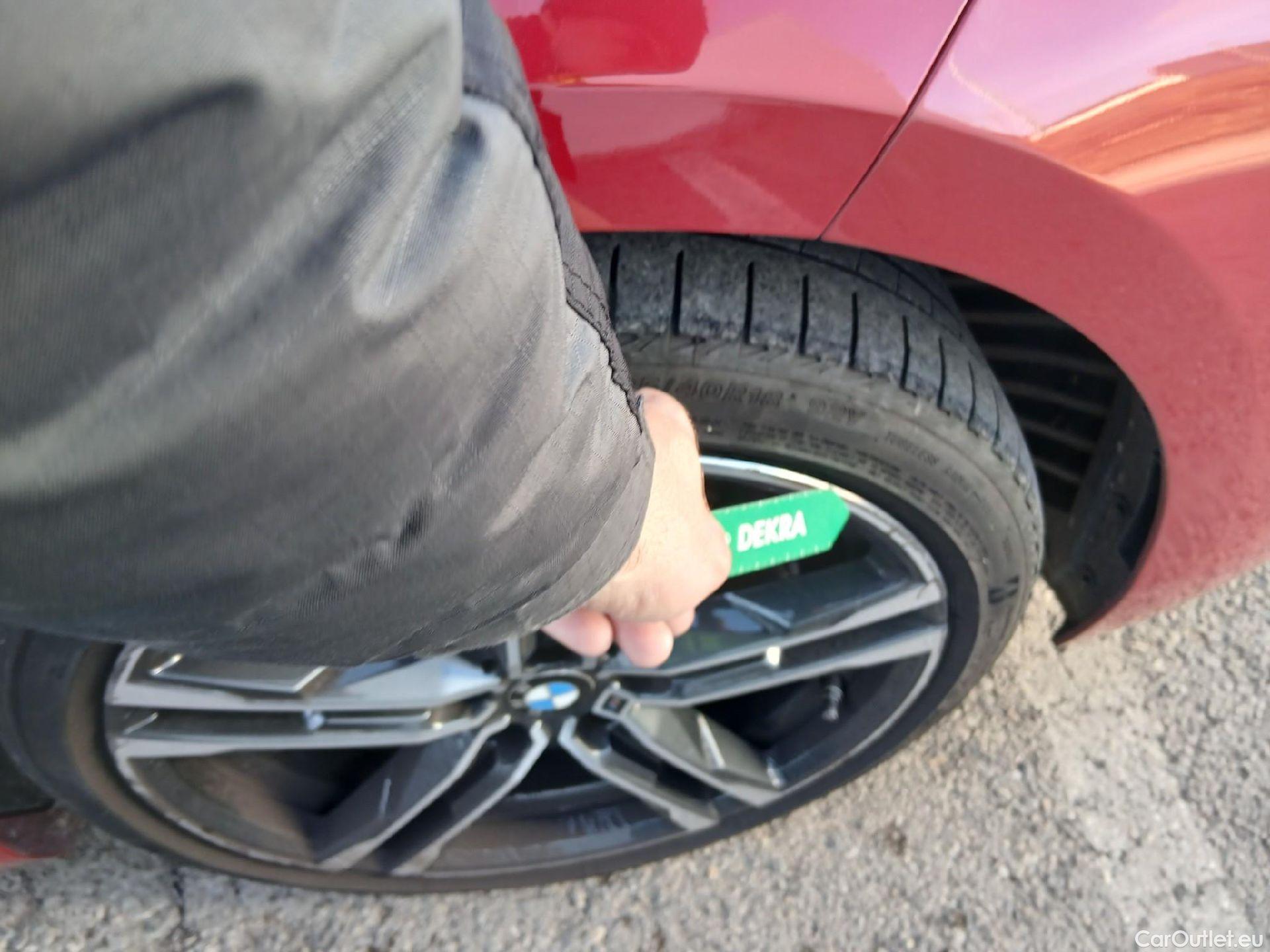  Bmw  Serie 2 BMW  / 2019 / 4P / sedán 216d DCT Gran Coupe #27