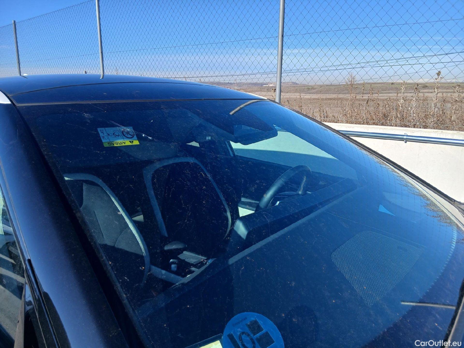  KIA  Ev6 KIA  / 2021 / 5P / todoterreno GT-Line 77,4kWh 168kW RWD Long Range #9