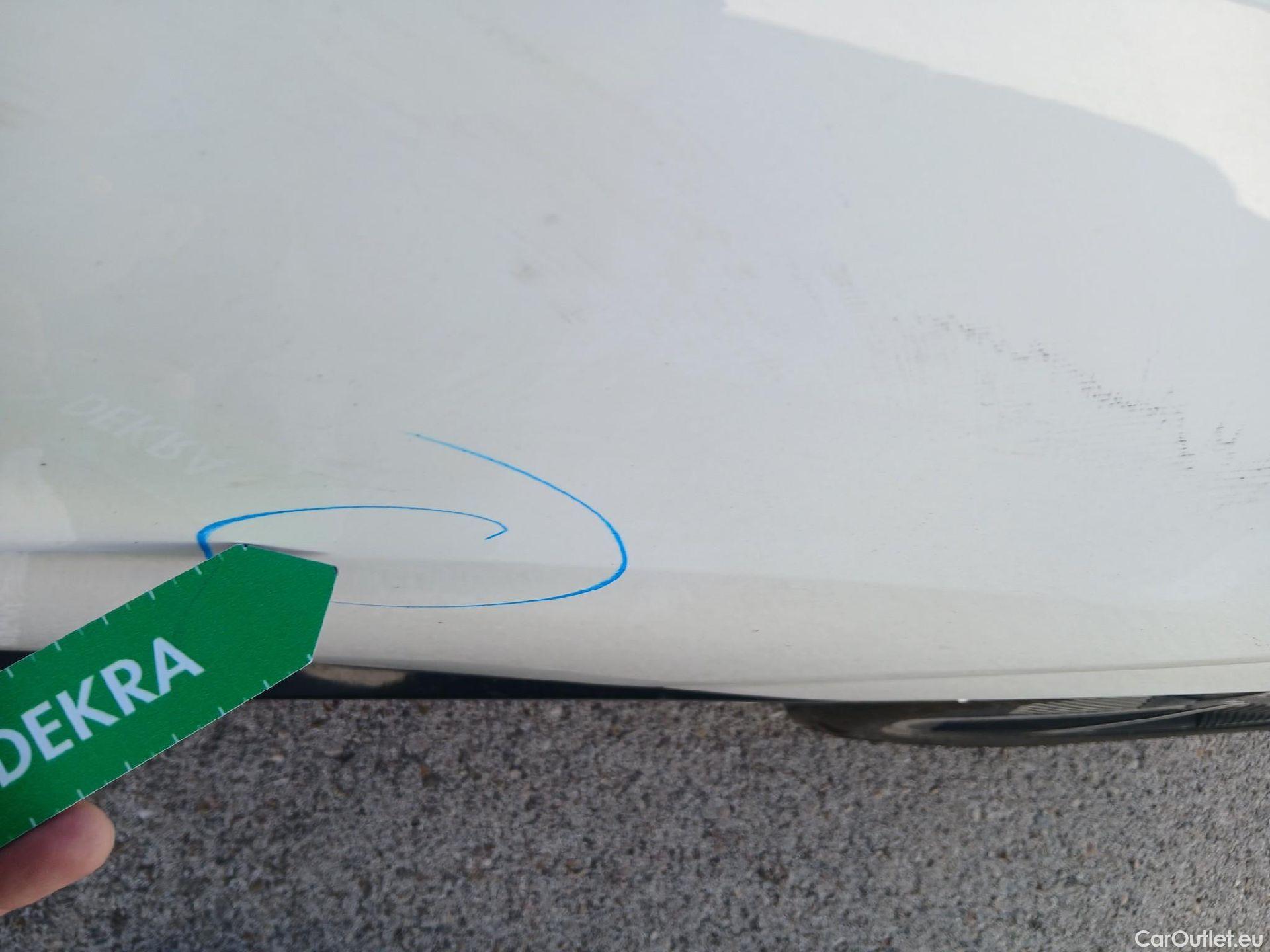  KIA  Ev6 KIA  / 2021 / 5P / todoterreno GT-Line 77,4kWh 168kW RWD Long Range #15