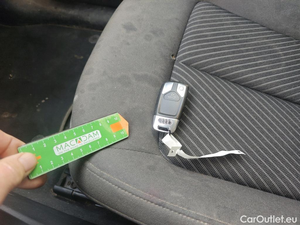  Land Rover  Discovery AUDI Q5 / 2020 / 5P / todoterreno Advanced 35 TDI 120kW S tronic (AC3) #8