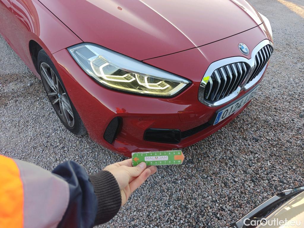  Bmw  Serie 1 BMW  / 2019 / 5P / berlina con portón 118i #18