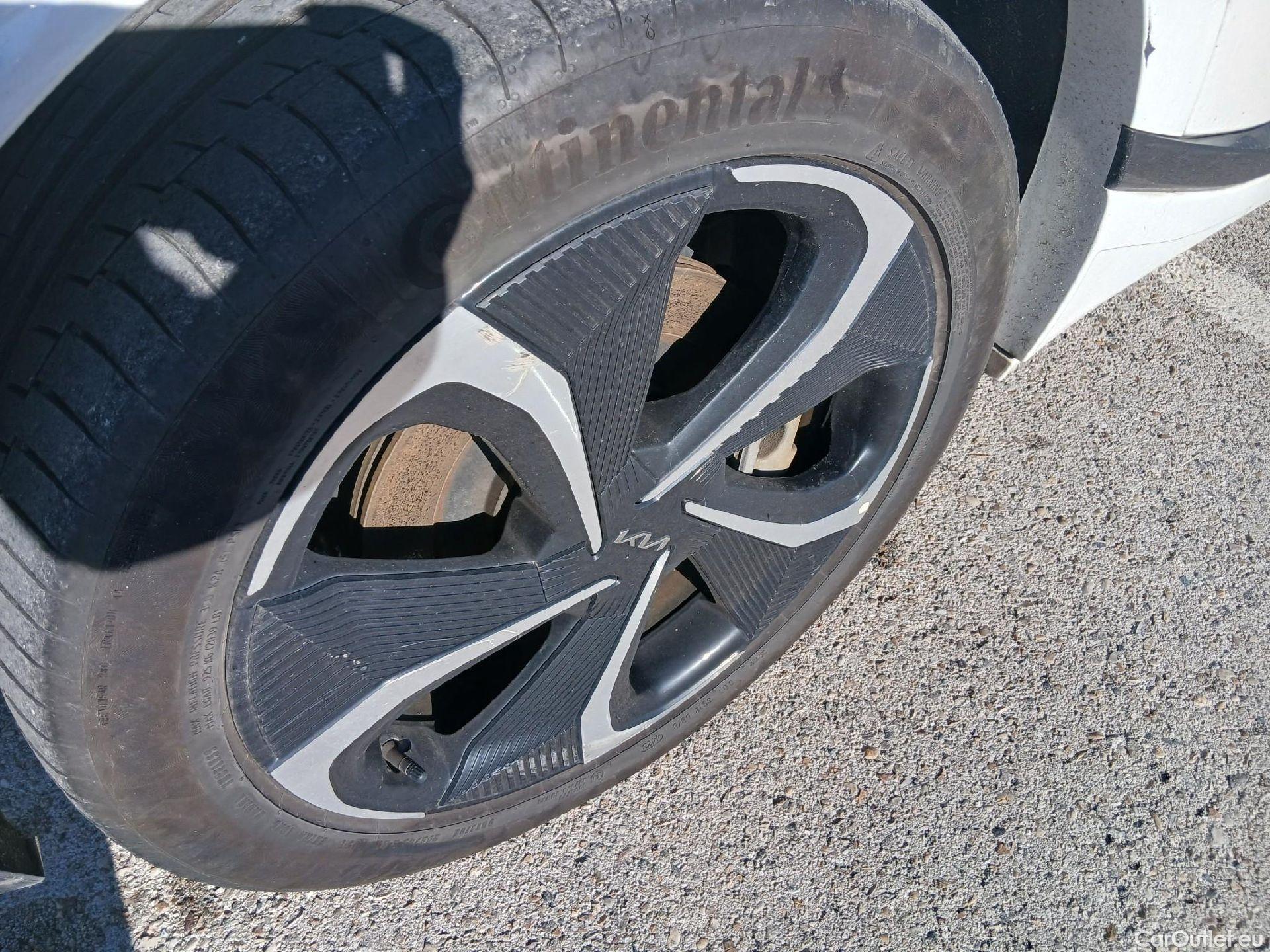  KIA  Ev6 KIA  / 2021 / 5P / todoterreno GT-Line 77,4kWh 168kW RWD Long Range #5