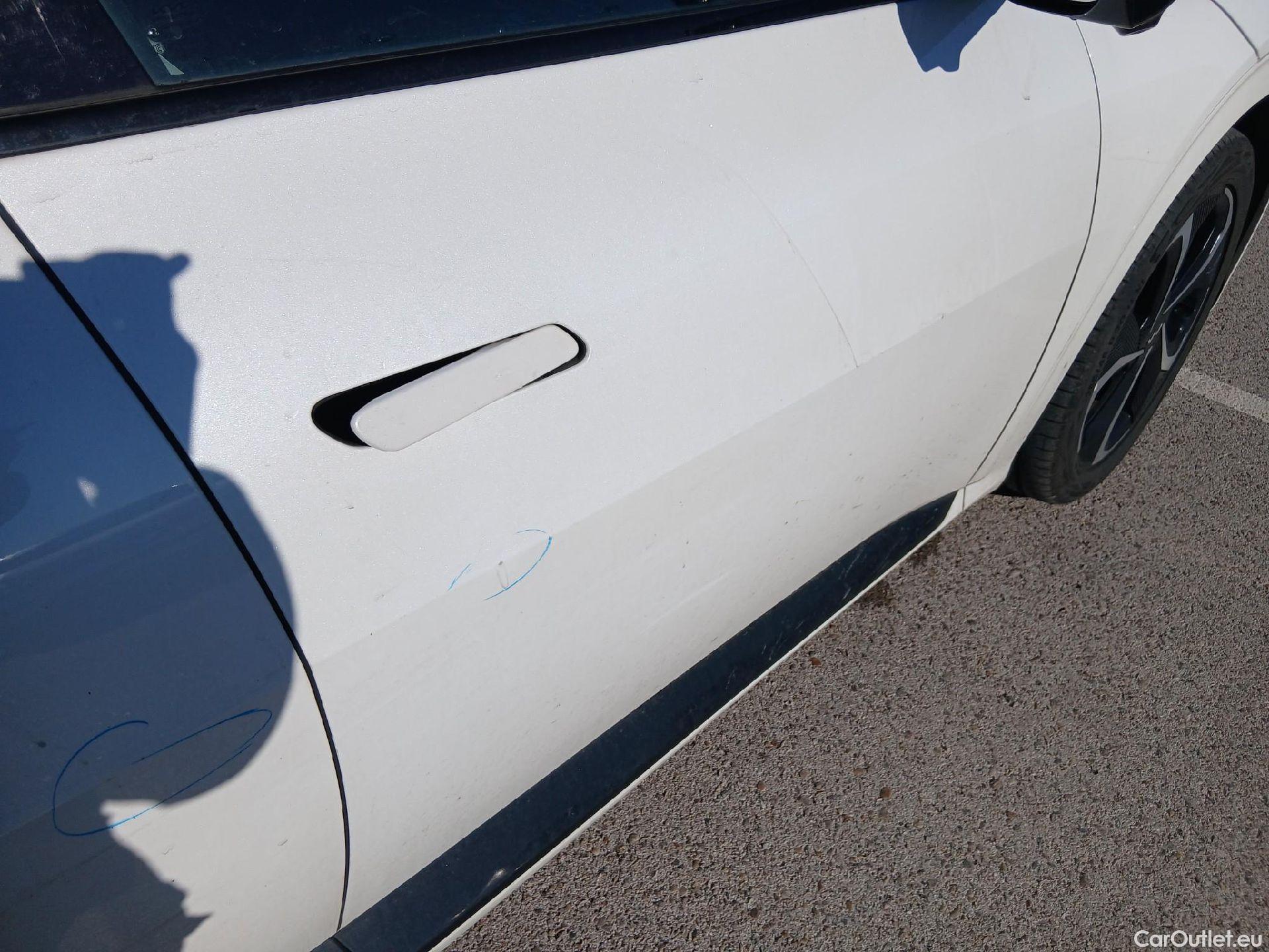  KIA  Ev6 KIA  / 2021 / 5P / todoterreno GT-Line 77,4kWh 168kW RWD Long Range #26