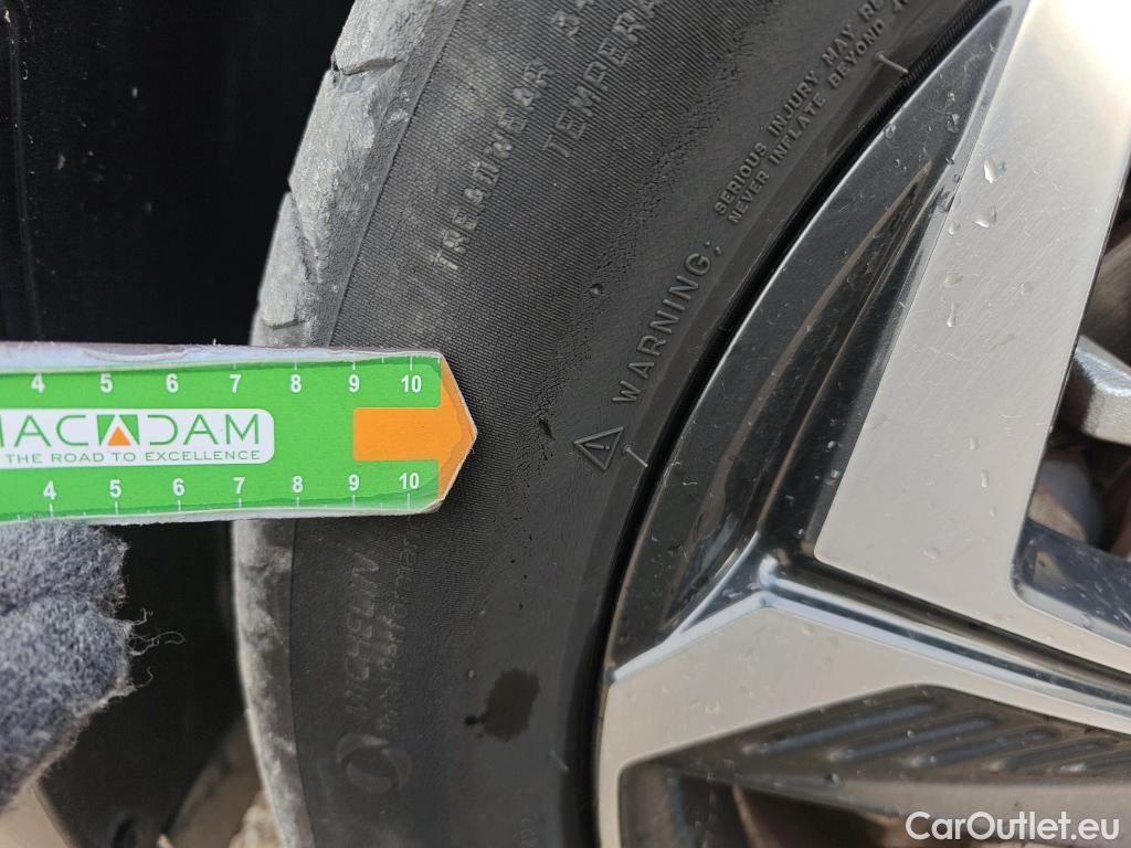  Hyundai  Tucson HYUNDAI  / 2020 / 5P / todoterreno 1.6 TGDI 169kW HEV Tecno Sky Auto #1