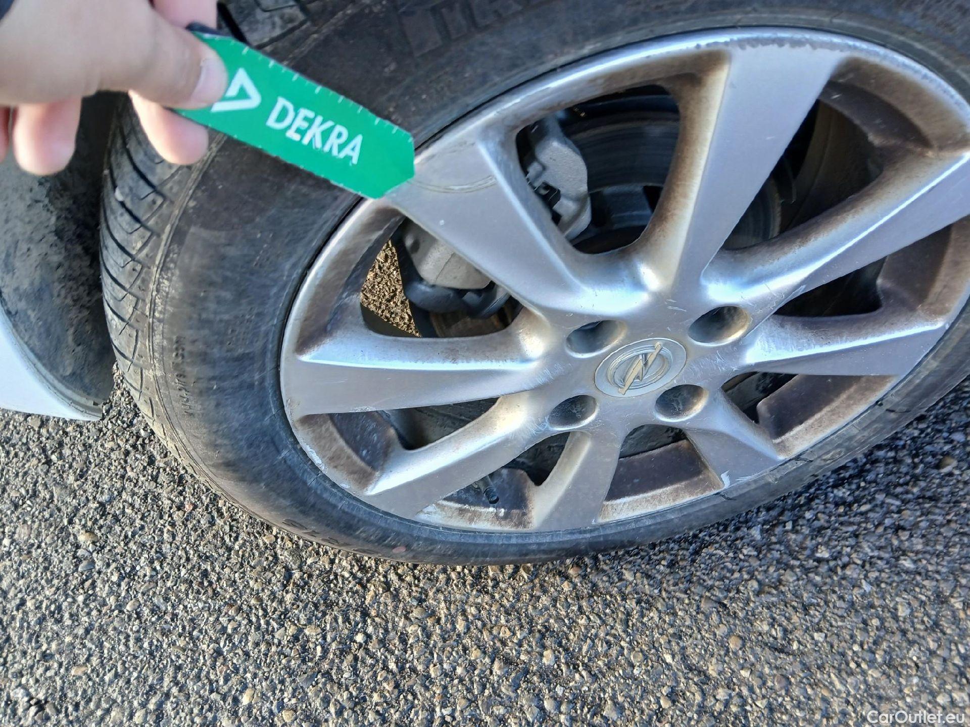  Opel  Corsa OPEL  / 2019 / 5P / berlina con portón 1.2T XHL 74kW (100CV) Edition (AC) #28