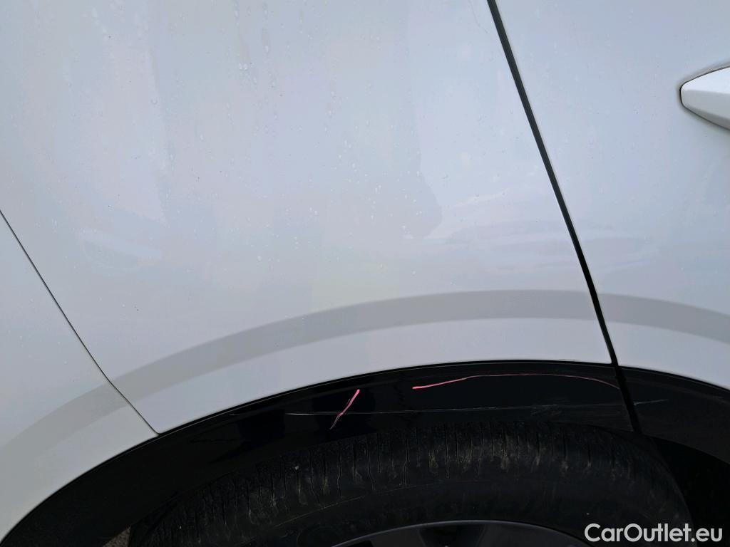  KIA  Sportage KIA  / 2022 / 5P / todoterreno 1.6 T-GDi HEV 171kW (230CV) GT-line 4X2 #46