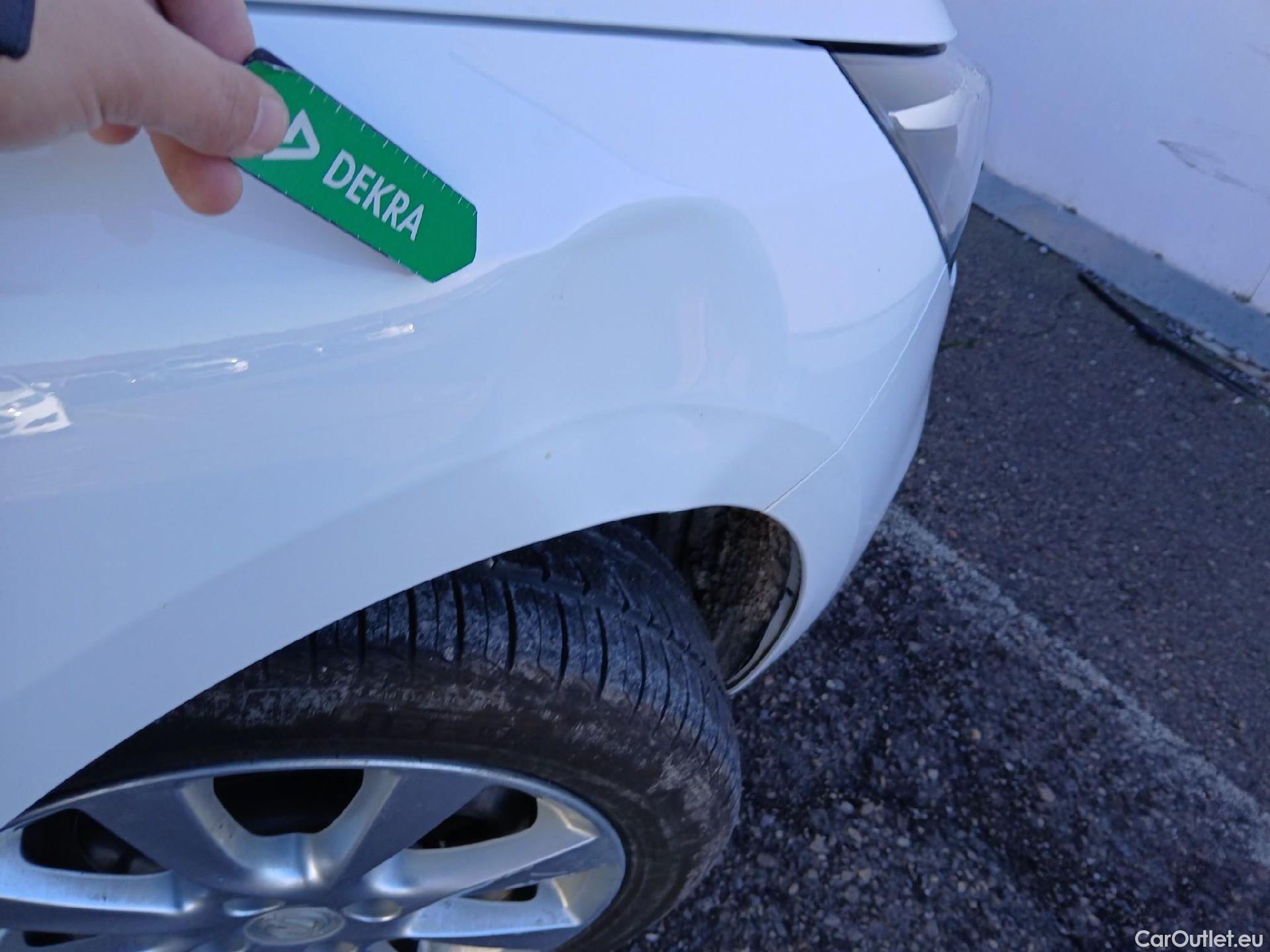  Opel  Corsa OPEL  / 2019 / 5P / berlina con portón 1.2T XHL 74kW (100CV) Edition (AC) #38