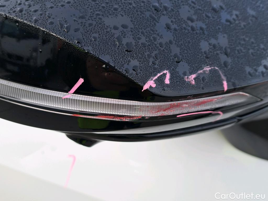  KIA  Sportage KIA  / 2022 / 5P / todoterreno 1.6 T-GDi HEV 171kW (230CV) GT-line 4X2 #19