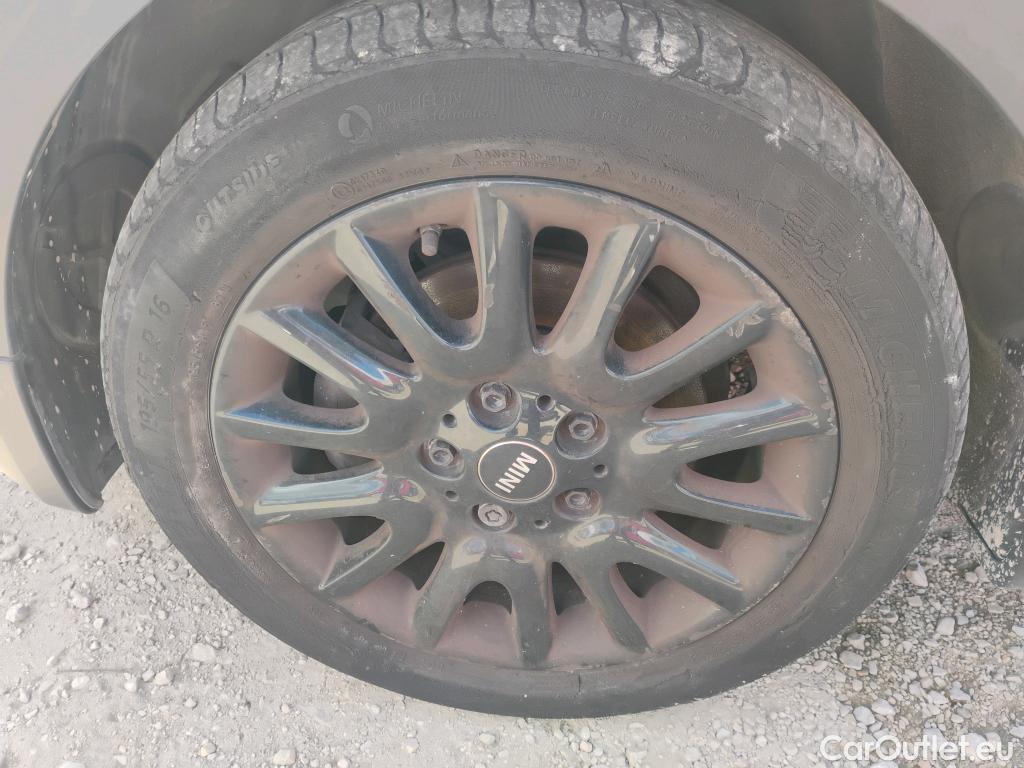  Mini  Cooper Mini 5p One 1.5 100CV MT6 E6dT #17