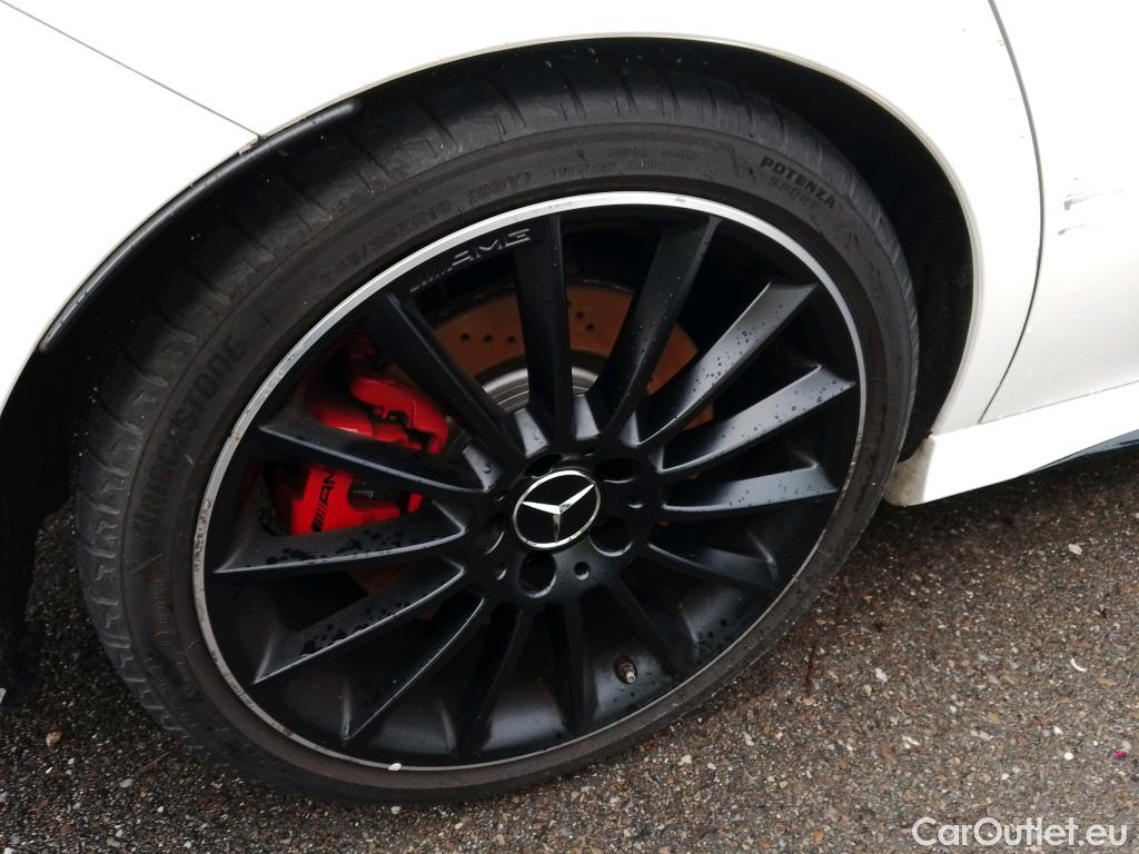  Mercedes  CLA-Klasse MERCEDES-BENZ CLA / 2019 / 5P / familiar CLA Mercedes-AMG 35 4Matic+ Shooting Bra #11