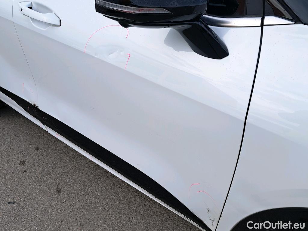  KIA  Sportage KIA  / 2022 / 5P / todoterreno 1.6 T-GDi HEV 171kW (230CV) GT-line 4X2 #4