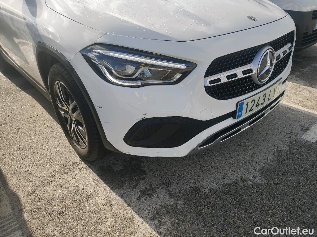  Mercedes  GLA MERCEDES-BENZ  / 2020 / 5P / todoterreno  200 D #23