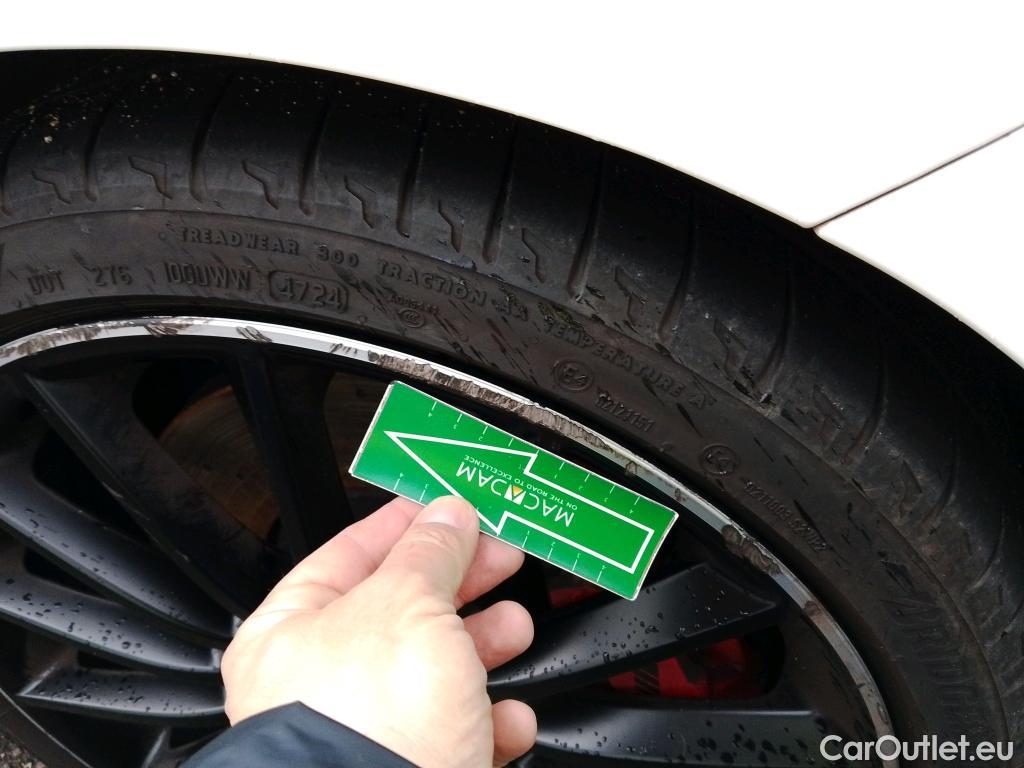  Mercedes  CLA-Klasse MERCEDES-BENZ CLA / 2019 / 5P / familiar CLA Mercedes-AMG 35 4Matic+ Shooting Bra #10