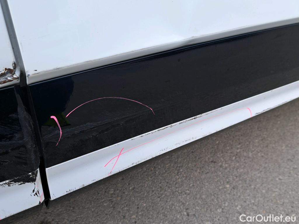  KIA  Sportage KIA  / 2022 / 5P / todoterreno 1.6 T-GDi HEV 171kW (230CV) GT-line 4X2 #52