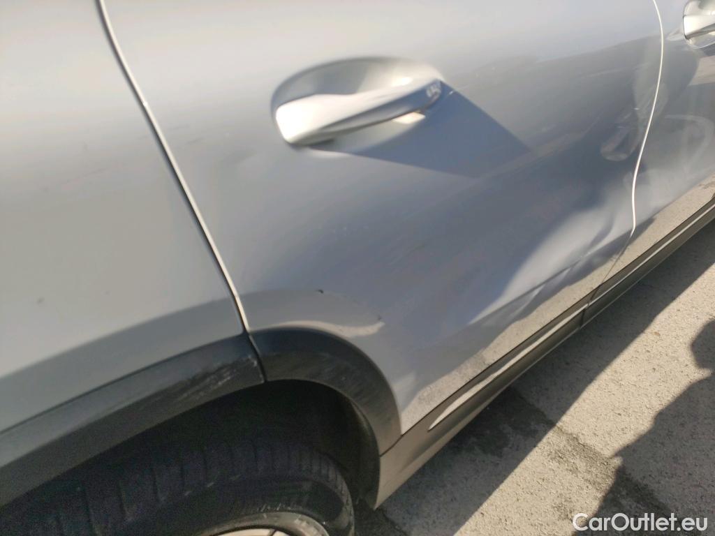  Mercedes  GLA MERCEDES-BENZ  / 2020 / 5P / todoterreno  200 D #5