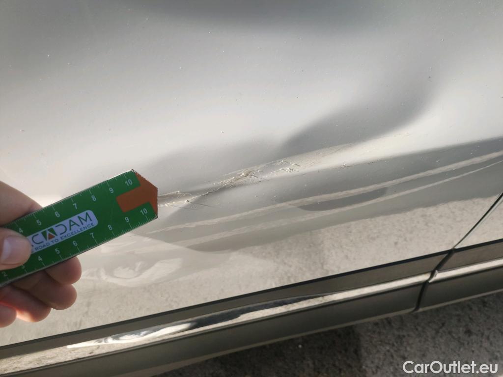  Mercedes  GLA MERCEDES-BENZ  / 2020 / 5P / todoterreno  200 D #7