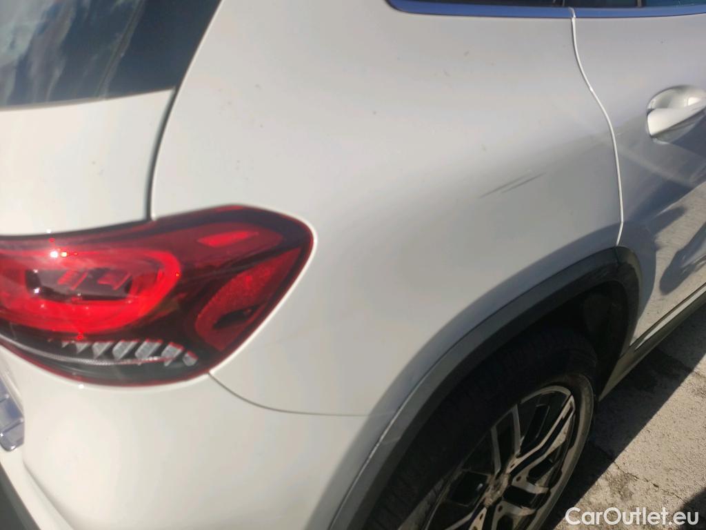  Mercedes  GLA MERCEDES-BENZ  / 2020 / 5P / todoterreno  200 D #15