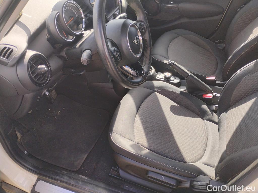  Mini  Cooper Mini 5p One 1.5 100CV MT6 E6dT #40