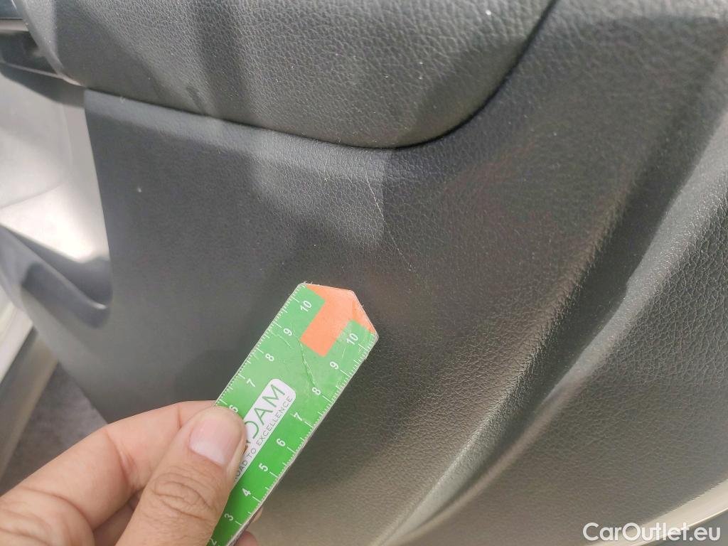  Mercedes  GLA MERCEDES-BENZ  / 2020 / 5P / todoterreno  200 D #22