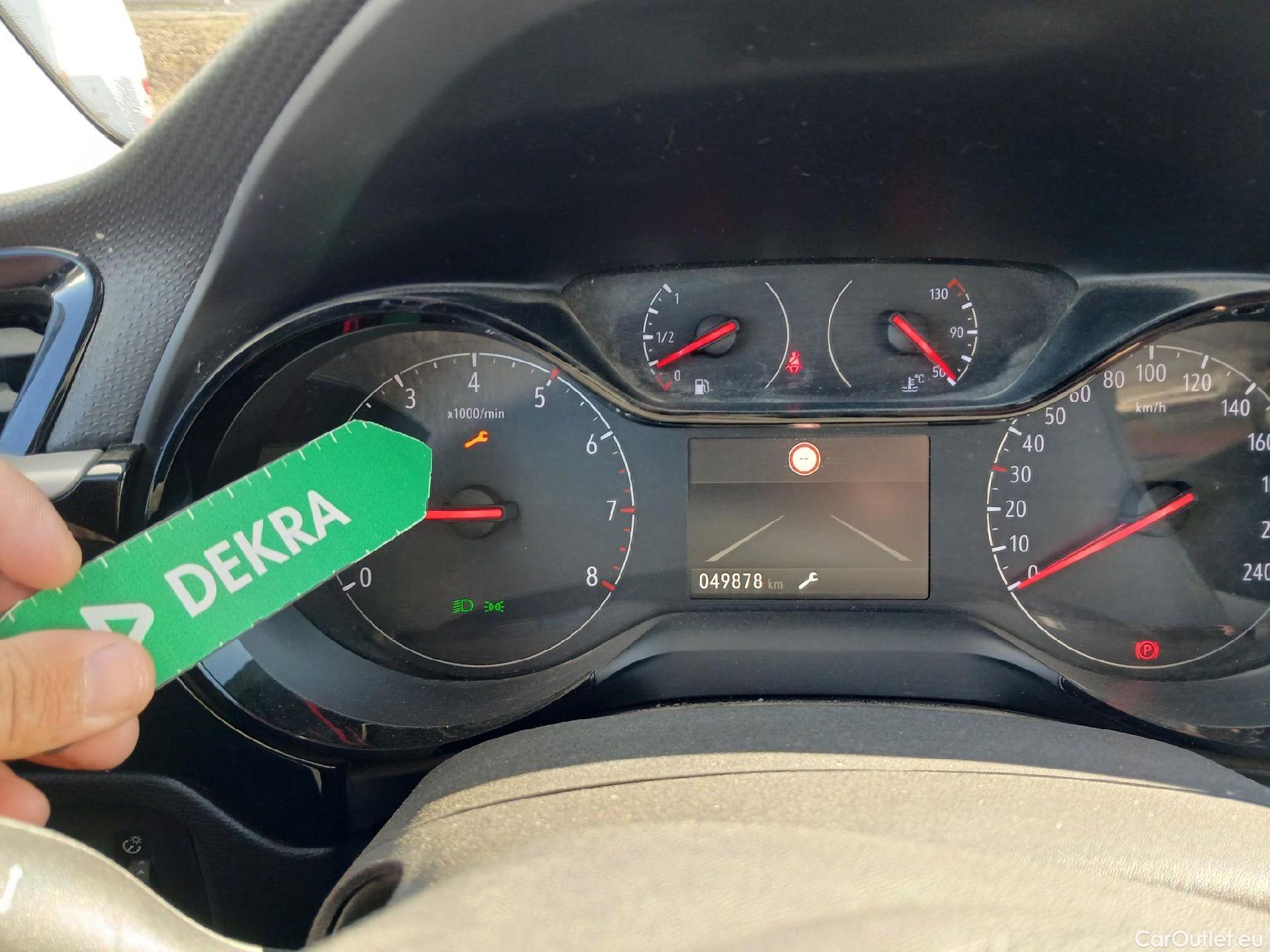  Opel  Corsa OPEL  / 2019 / 5P / berlina con portón 1.2T XHL 74kW (100CV) Edition (AC) #3