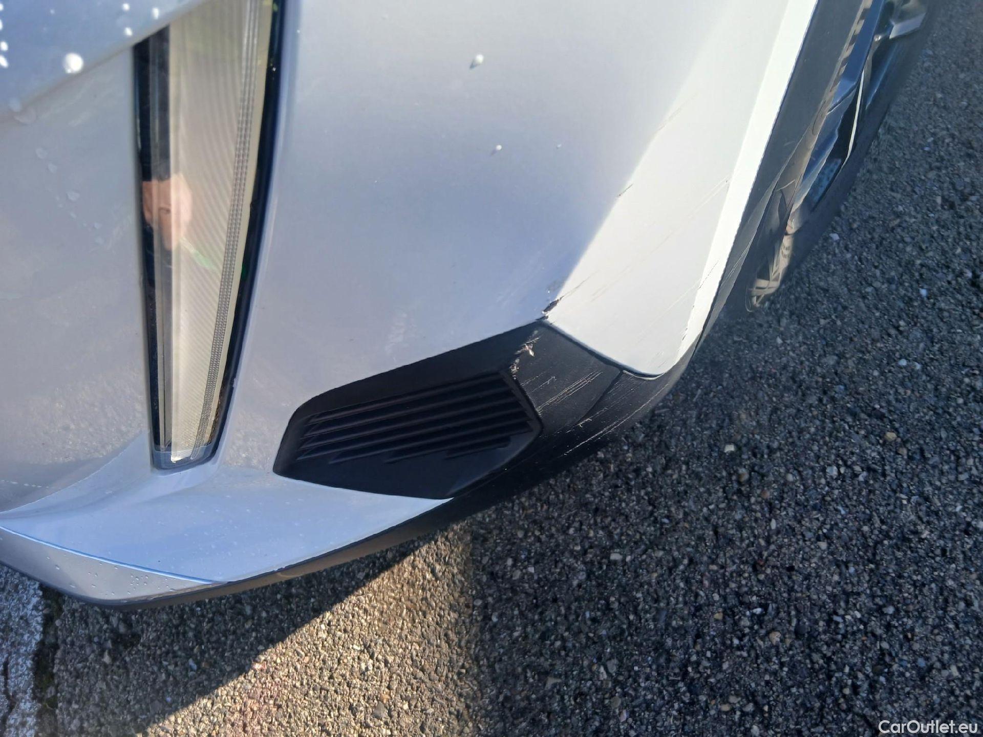  Peugeot  2008 PEUGEOT  / 2019 / 5P / todoterreno Allure BlueHDI 81kW (110CV) #4