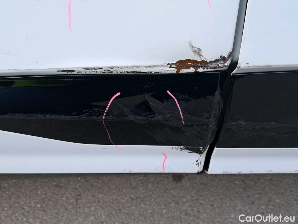  KIA  Sportage KIA  / 2022 / 5P / todoterreno 1.6 T-GDi HEV 171kW (230CV) GT-line 4X2 #50