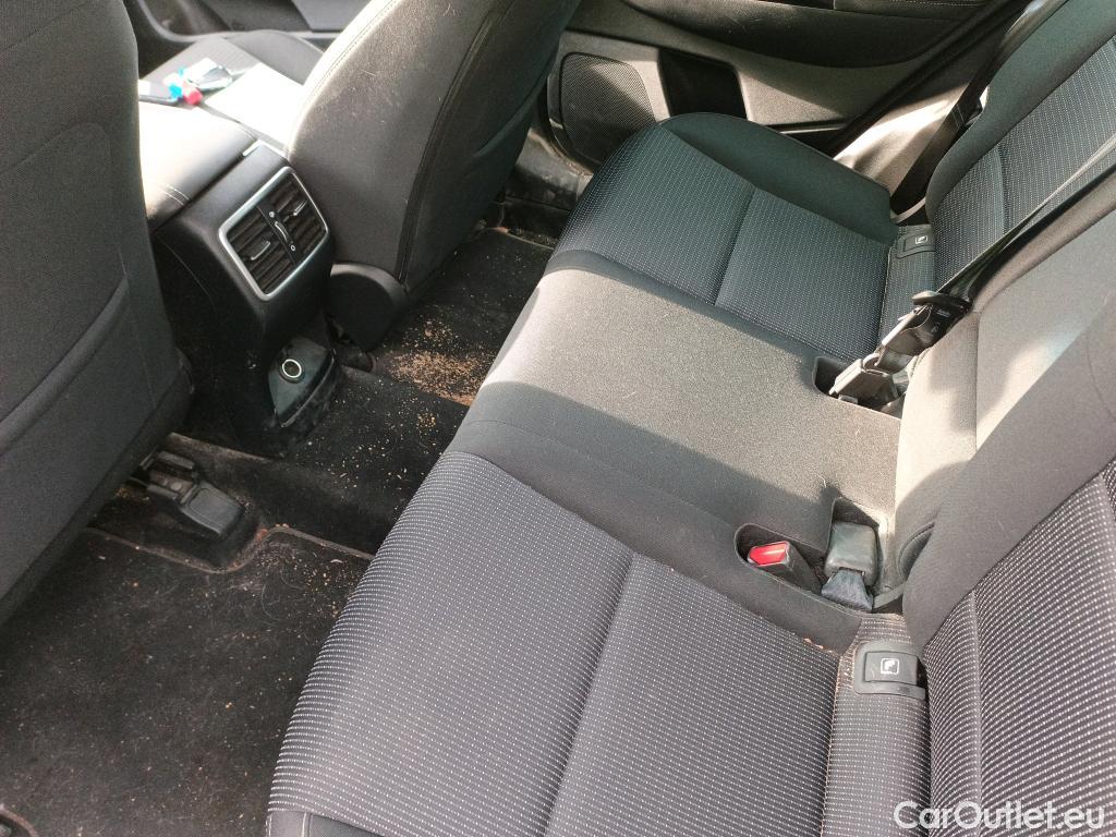  KIA  Sportage KIA  1.6MHEV Drive 100kW(136CV) 4x2(Crist Tintados) #7