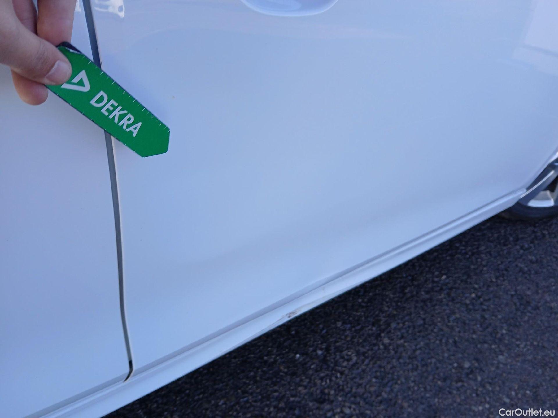  Opel  Corsa OPEL  / 2019 / 5P / berlina con portón 1.2T XHL 74kW (100CV) Edition (AC) #33