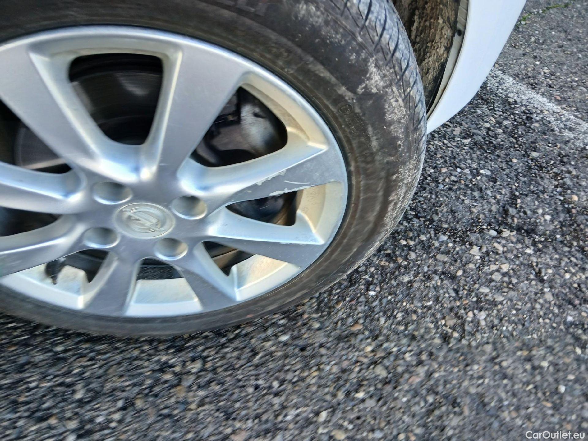  Opel  Corsa OPEL  / 2019 / 5P / berlina con portón 1.2T XHL 74kW (100CV) Edition (AC) #42