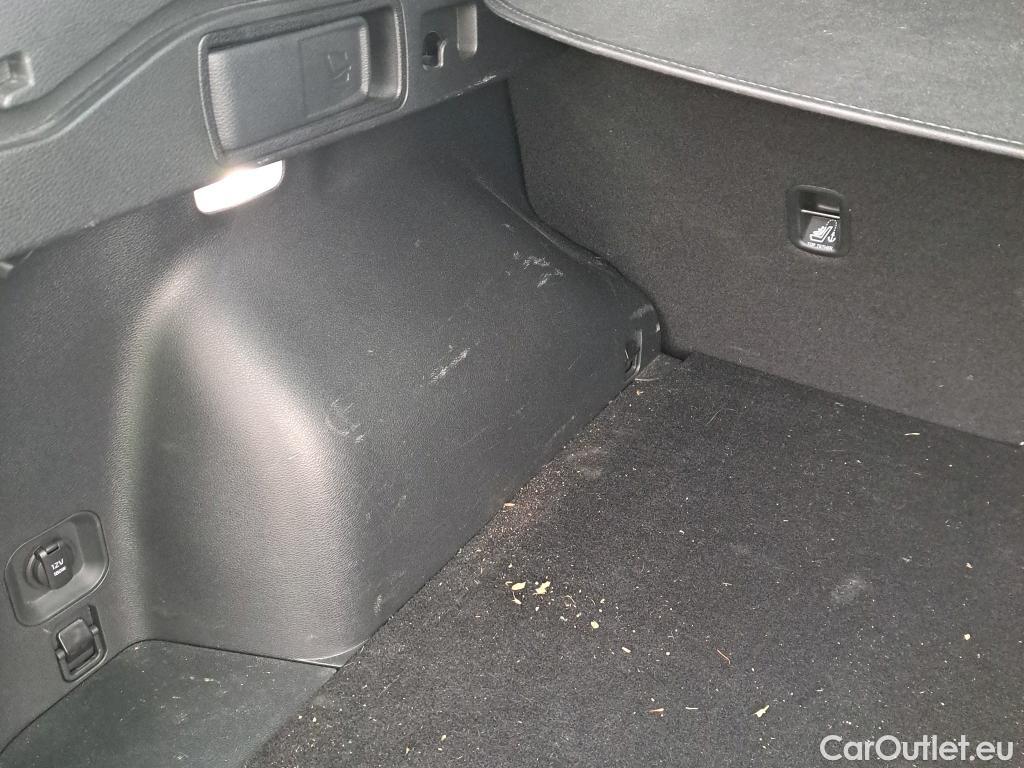  KIA  Sportage KIA  / 2022 / 5P / todoterreno 1.6 T-GDi HEV 171kW (230CV) GT-line 4X2 #36