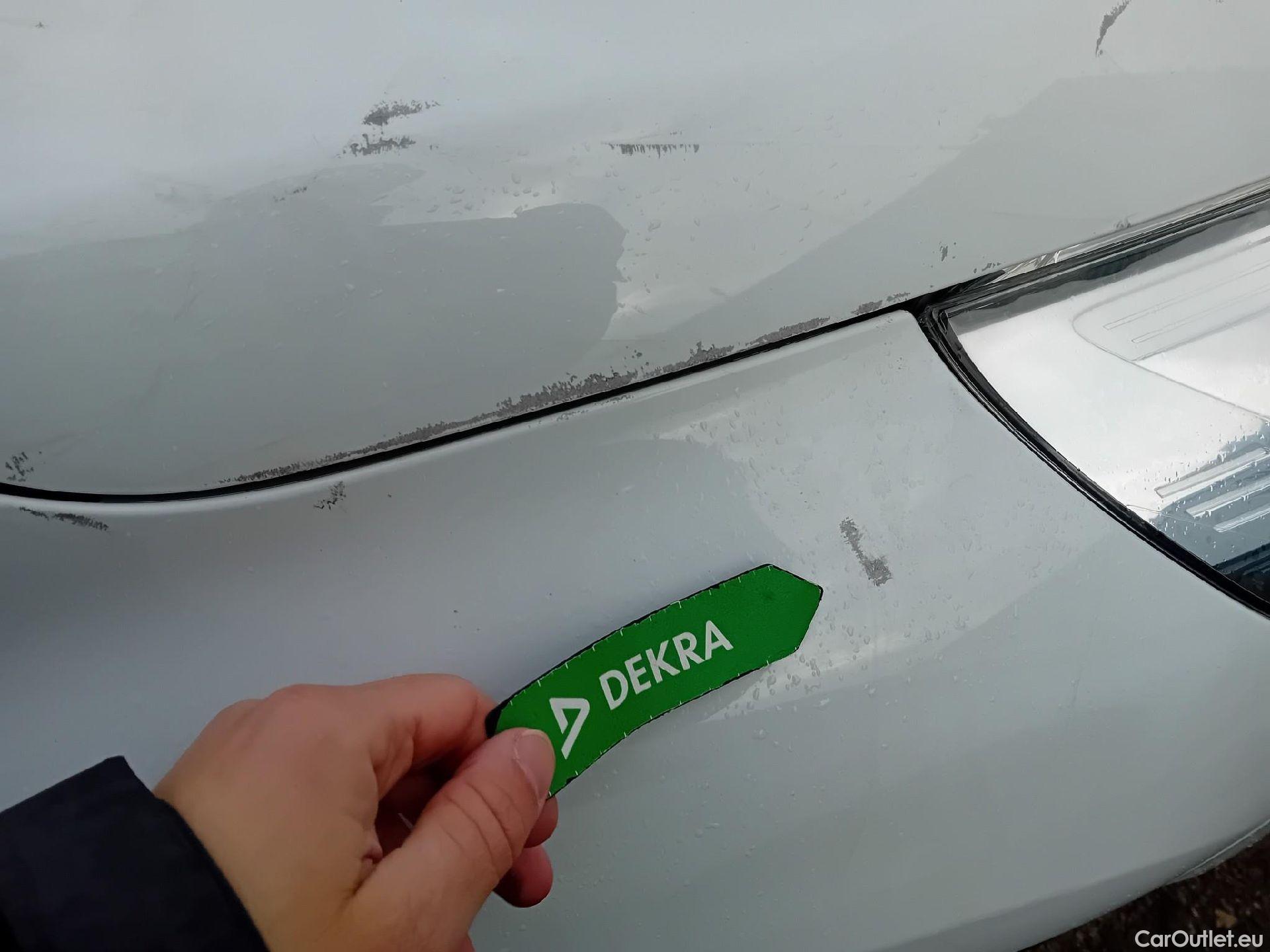  Renault  Clio RENAULT  / 2016 / 5P / berlina con portón Business TCe 66kW (90CV) GLP -18 #14