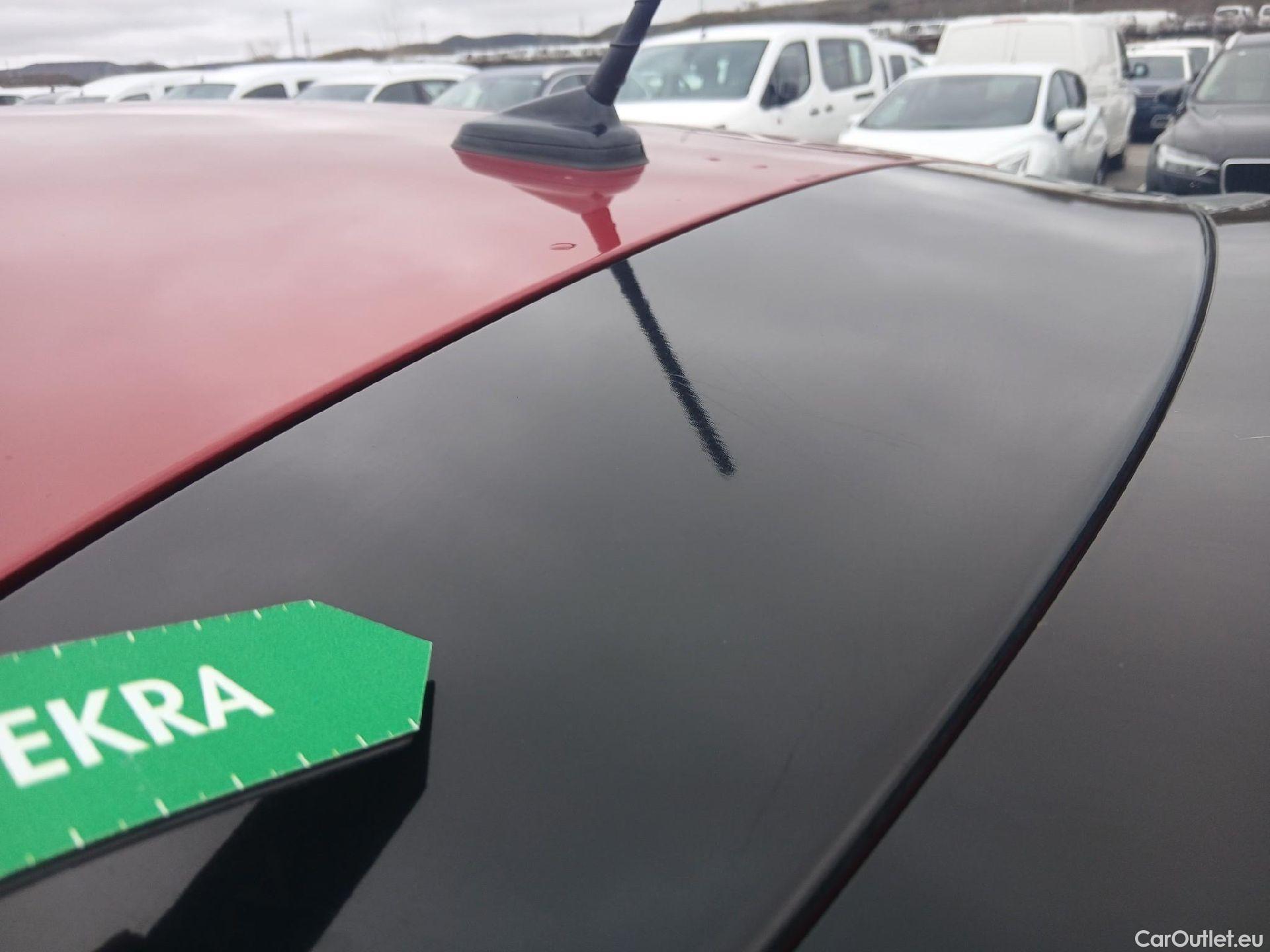  Volkswagen  Polo VOLKSWAGEN  / 2021 / 5P / berlina con portón R-Line 1.0 TSI 81kW (110CV) DSG #30