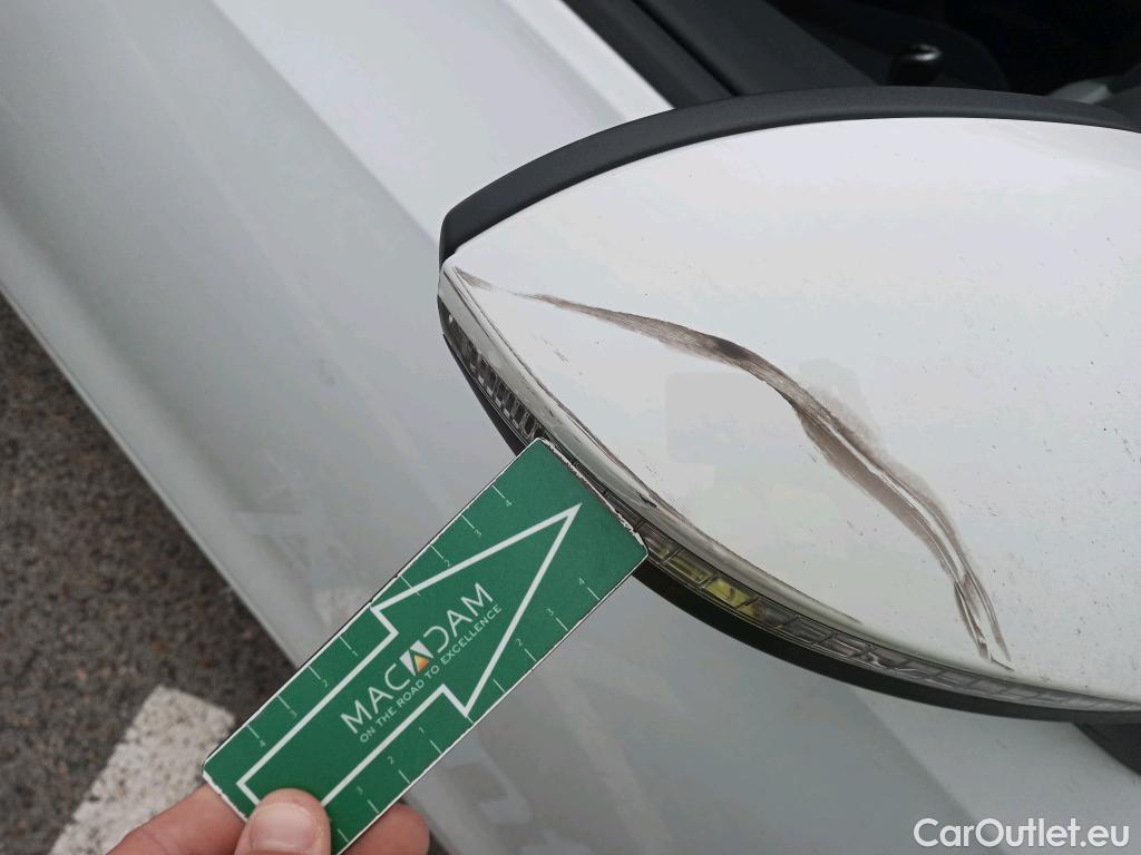  Volkswagen  Golf  VOLKSWAGEN / 2020 / 5P / berlina con portón 2.0 TDI 85kW (115CV) #14