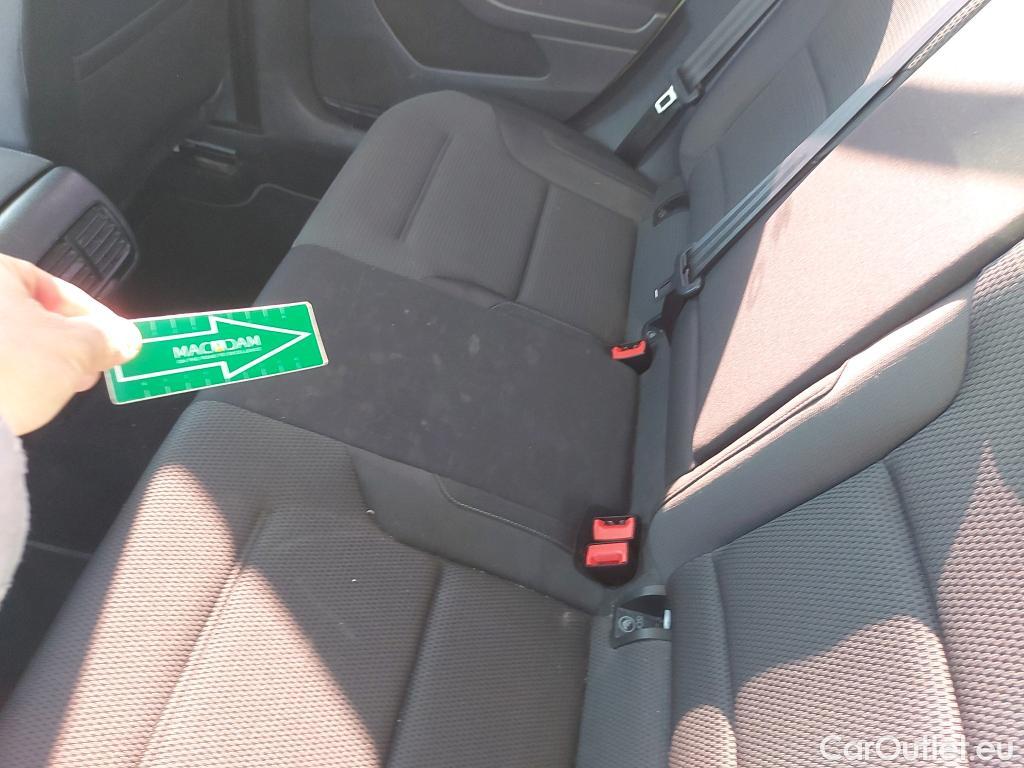  Volkswagen  Golf  VOLKSWAGEN / 2016 / 5P / berlina con portón e-ePower 110 kW (136CV) #23