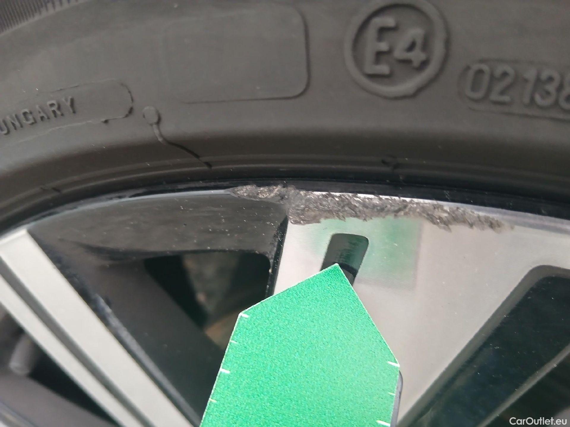  Volkswagen  Polo VOLKSWAGEN  / 2021 / 5P / berlina con portón R-Line 1.0 TSI 81kW (110CV) DSG #45