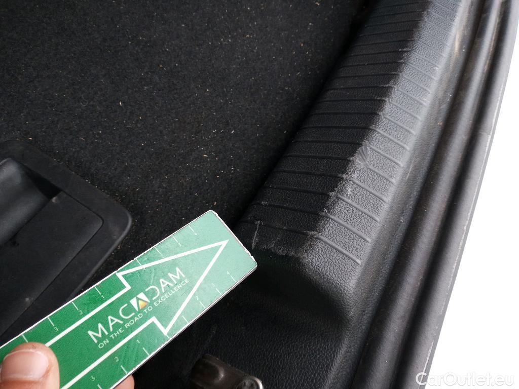  Volkswagen  Polo VOLKSWAGEN  / 2021 / 5P / berlina con portón Life 1.0 TSI 70kW (95CV) #5