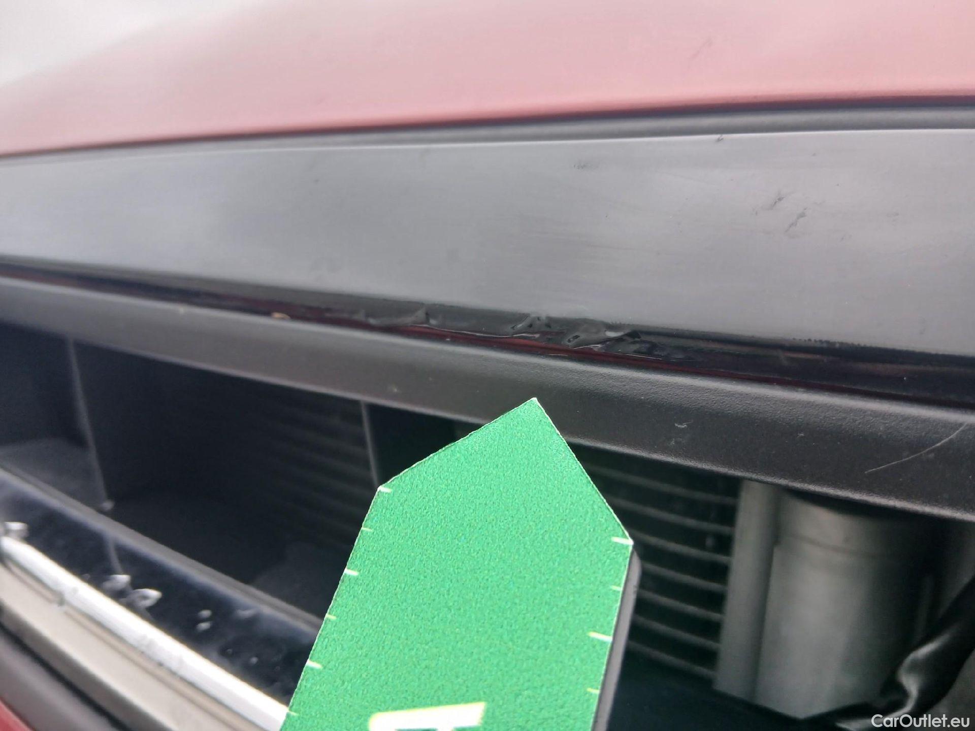  Volkswagen  Polo VOLKSWAGEN  / 2021 / 5P / berlina con portón R-Line 1.0 TSI 81kW (110CV) DSG #8