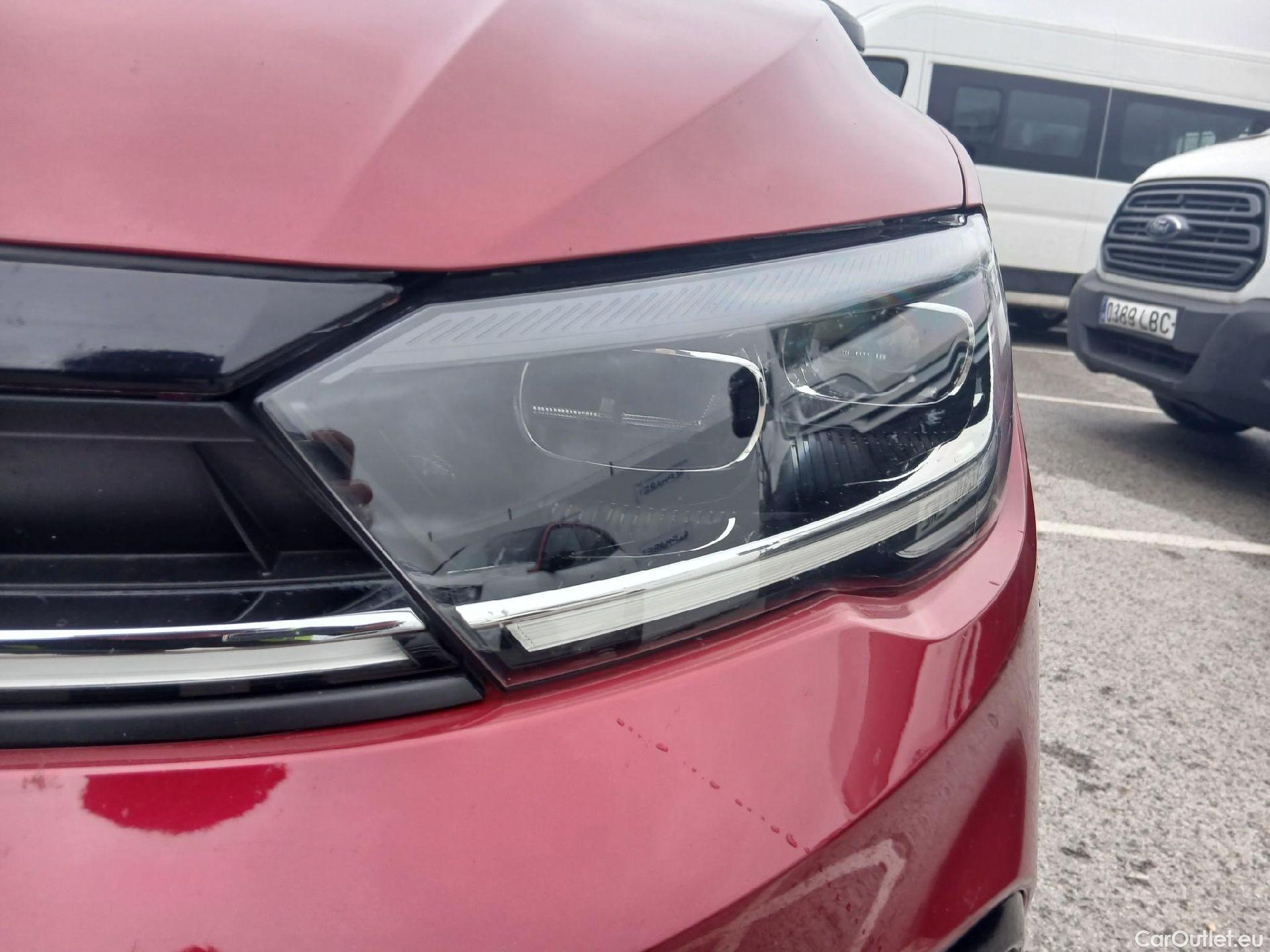  Volkswagen  Polo VOLKSWAGEN  / 2021 / 5P / berlina con portón R-Line 1.0 TSI 81kW (110CV) DSG #10