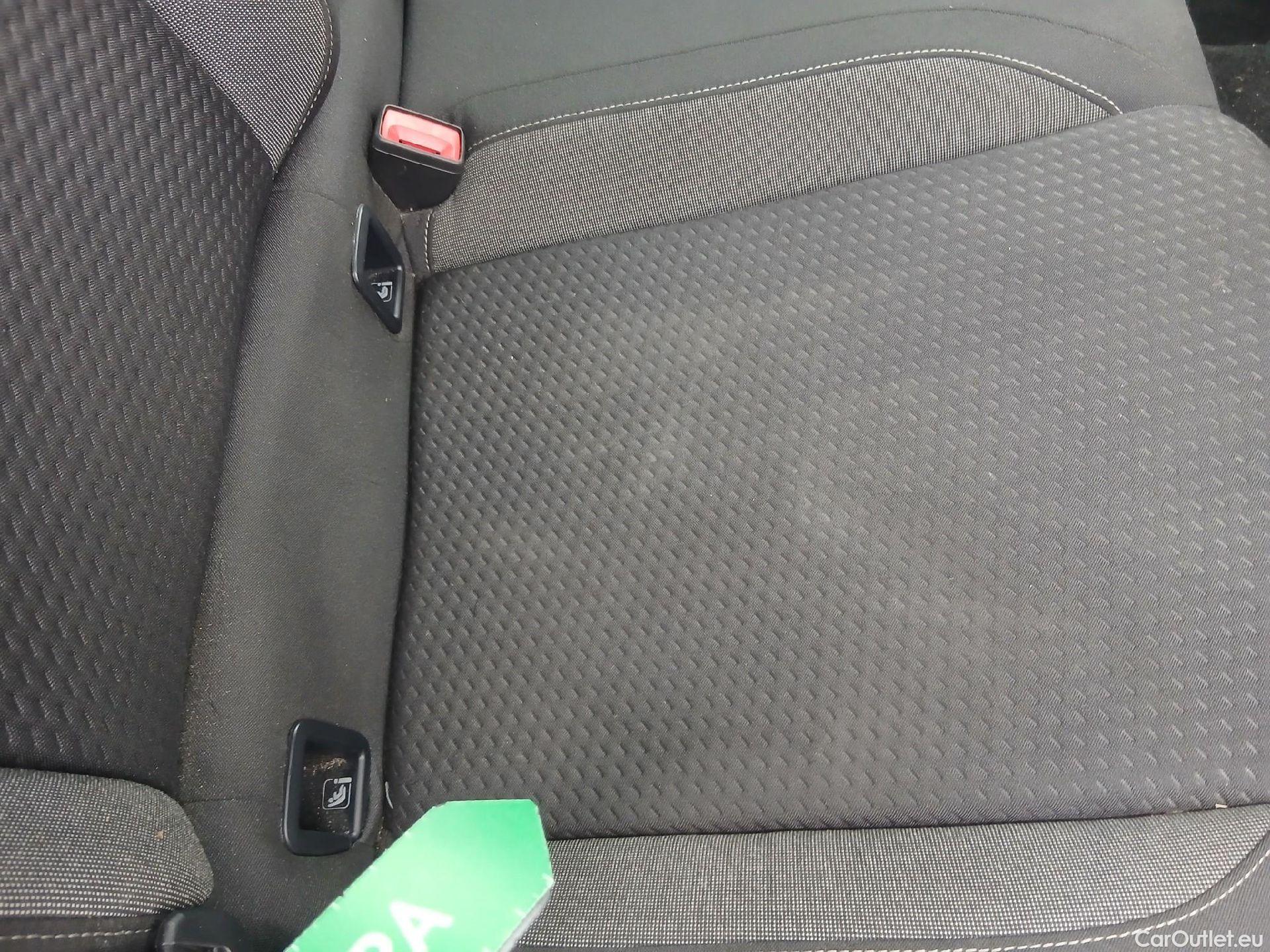  Volkswagen  Polo VOLKSWAGEN  / 2021 / 5P / berlina con portón Life 1.0 TSI 81kW (110CV) DSG #18