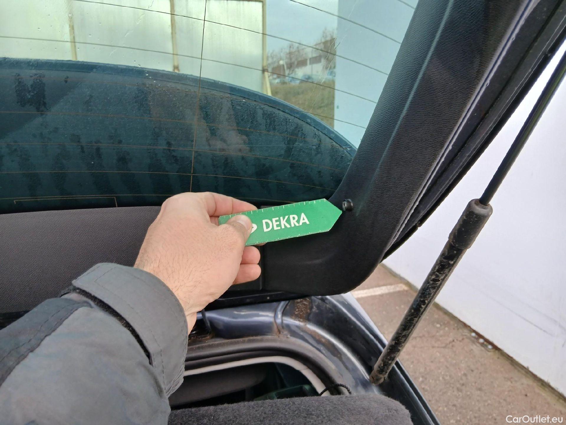  Land Rover  Discovery SEAT Nuevo León / 2020 / 5P / berlina con portón 2.0 TDI 85kW S&S Style Go(SP) #27