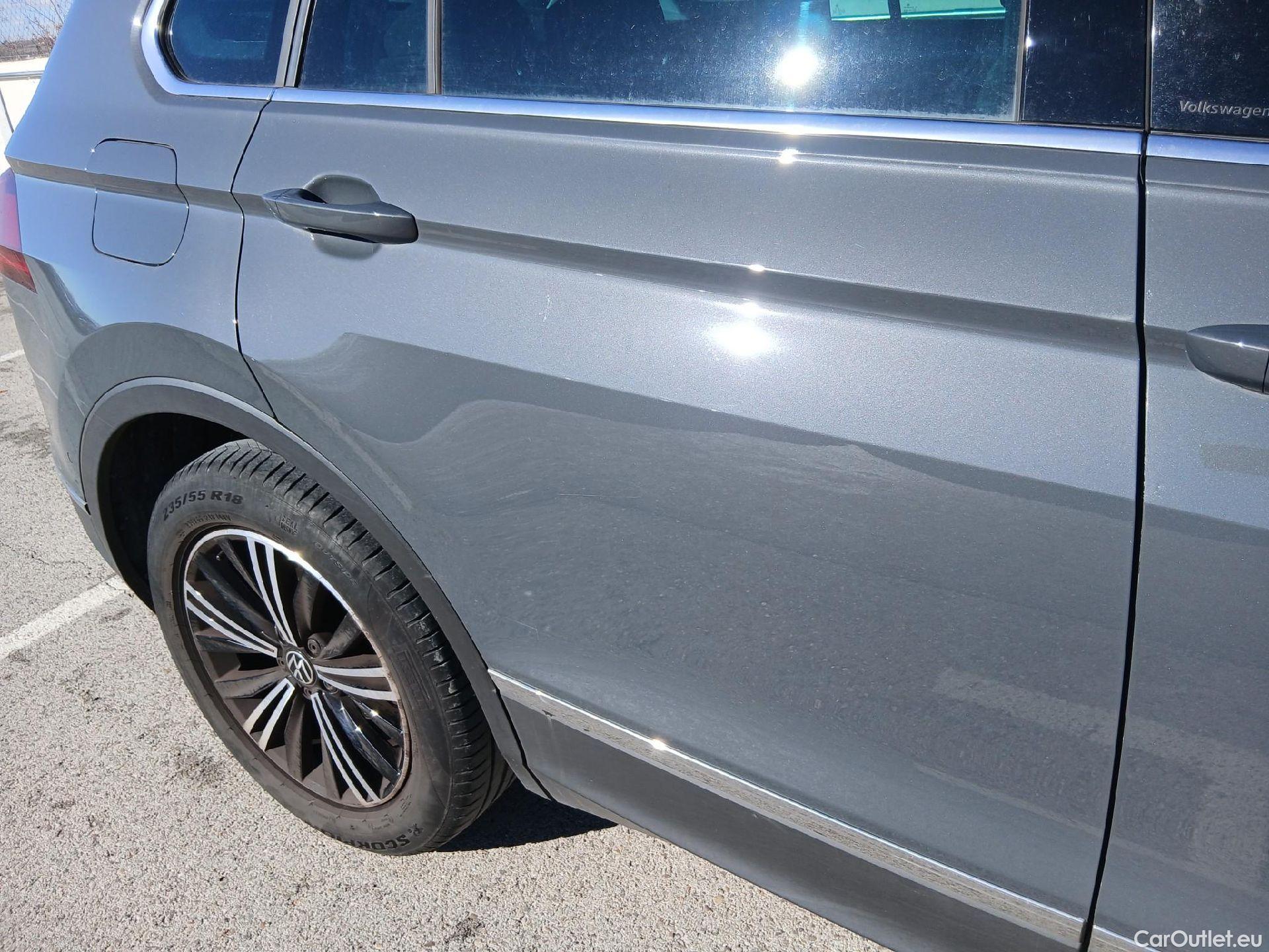  Volkswagen  Tiguan VOLKSWAGEN  / 2020 / 5P / todoterreno Life 1.5 TSI 110kW (150CV) #31